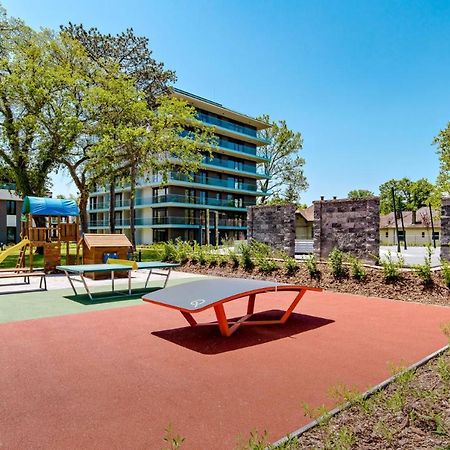 Bonnie-Premium Lelle Waterfront Private Apartment Balatonlelle Dış mekan fotoğraf
