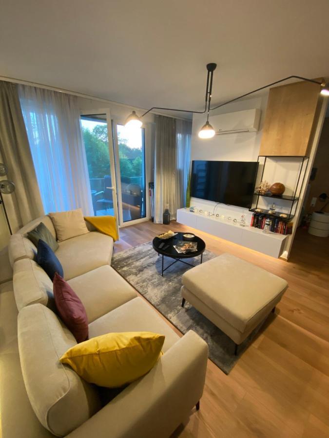 Bonnie-Premium Lelle Waterfront Private Apartment Balatonlelle Dış mekan fotoğraf